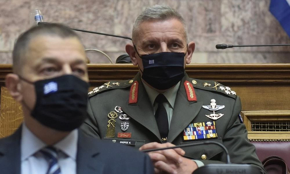 Κορονοϊός: Παρών στην ενημέρωση και ο αρχηγός ΓΕΕΘΑ